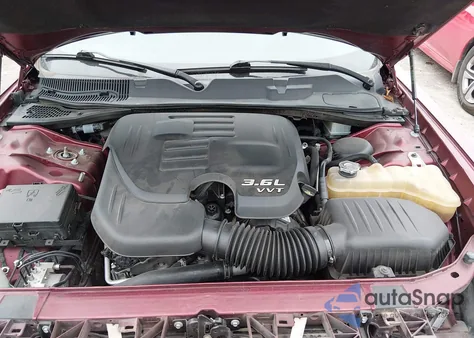 2019 Dodge Challenger Sxt z USA, uszkodzony, nr VIN 2C3CDZAG6KH671967